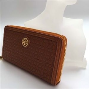 NEW! Tory Burch Bryant Continental wallet